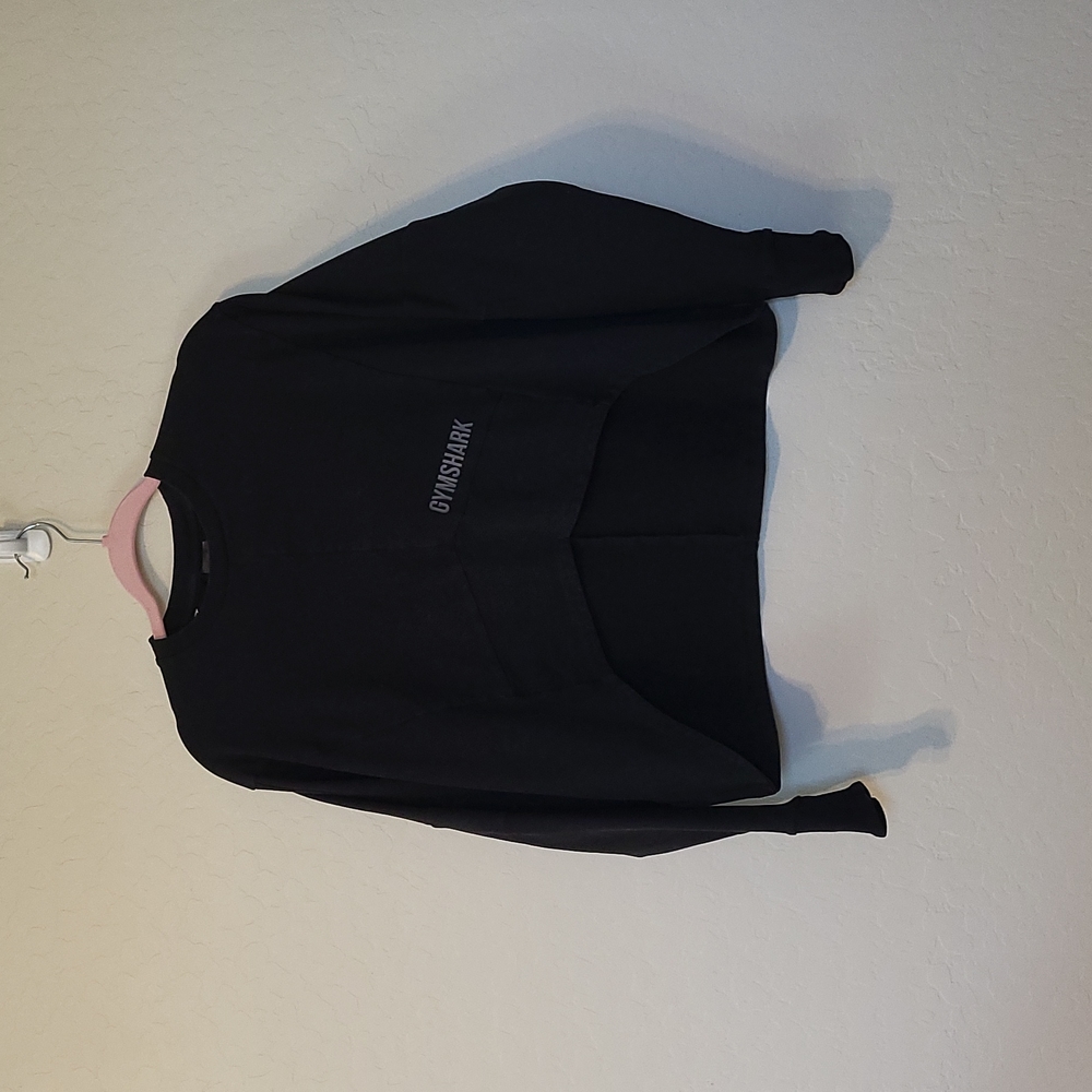 Gymshark Black Pullover Longer in Back Sweatshirt Long Sleeve Size Small